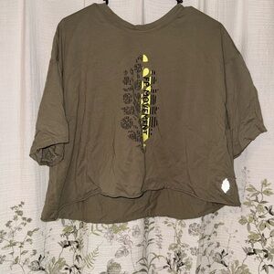 Free people Olive Graphic Women’s Top